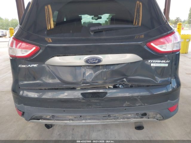 1FMCU0J92EUA30871 Ford Escape Titanium