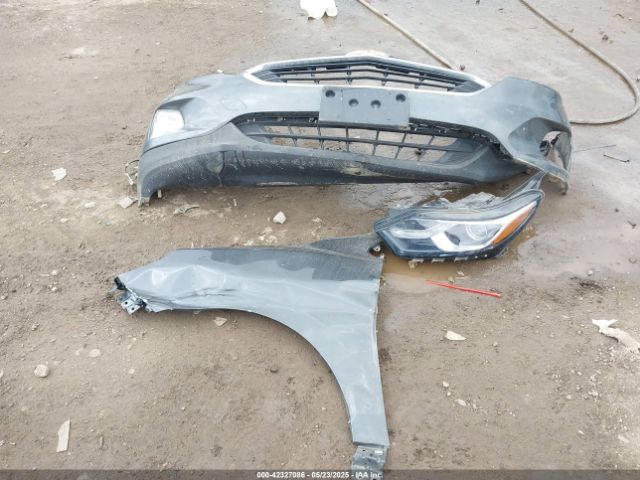 3GNAXUEV6ML302677 Chevrolet Equinox Awd Lt