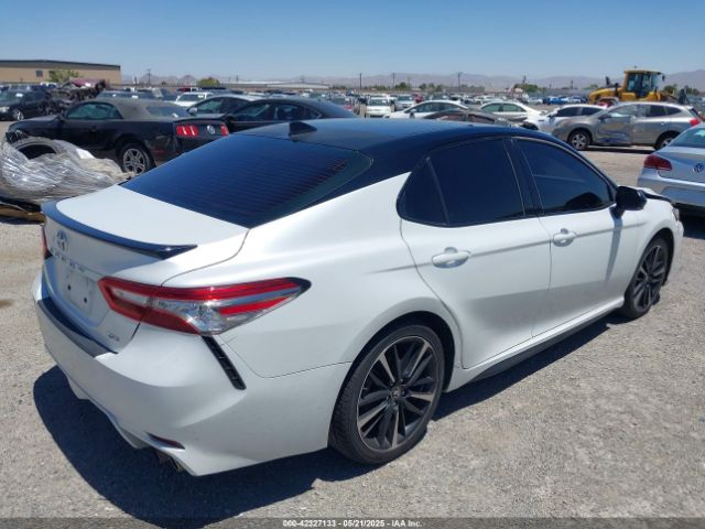 2019 TOYOTA CAMRY 4T1B61HK1KU173892 Photo 3