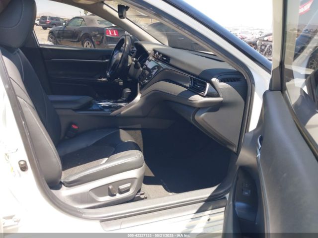 2019 TOYOTA CAMRY 4T1B61HK1KU173892 Photo 4