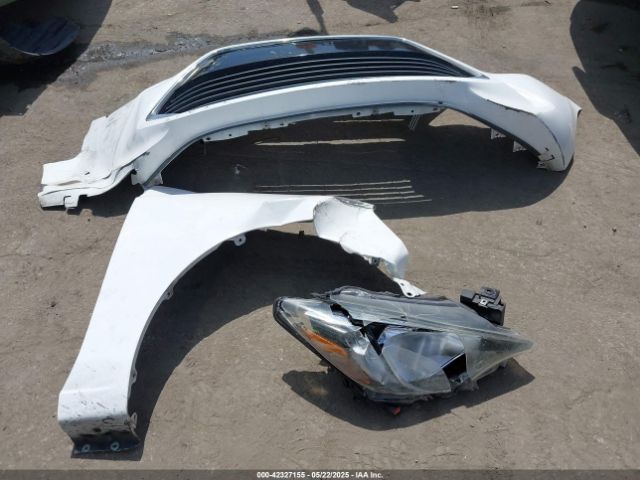 3MYDLBYV8HY172039 Toyota YARIS IA