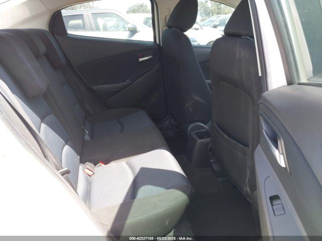 3MYDLBYV8HY172039 Toyota YARIS IA