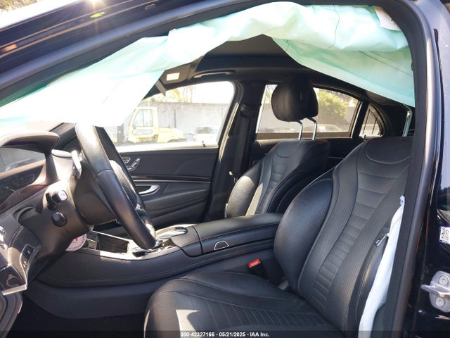 WDDUG8DB0KA456557 Mercedes-Benz S 560