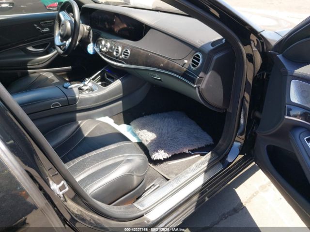 2019 MERCEDES-BENZ S 560 WDDUG8DB0KA456557 Photo 4
