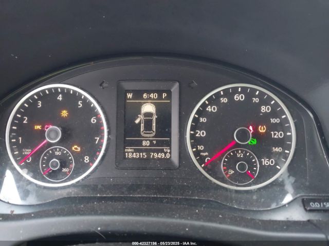 2011 VOLKSWAGEN TIGUAN WVGAV7AX8BW555798 Photo 6