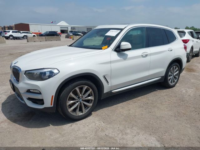 2019 BMW X3 5UXTR7C59KLR38680 Photo 1