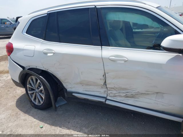 2019 BMW X3 5UXTR7C59KLR38680 Photo 5