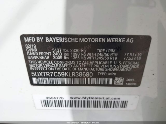 2019 BMW X3 5UXTR7C59KLR38680 Photo 8