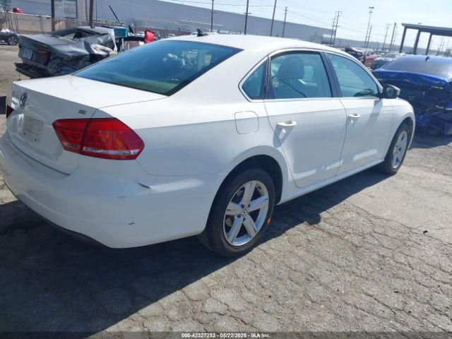 2013 VOLKSWAGEN PASSAT 1VWBP7A38DC110396 Photo 3