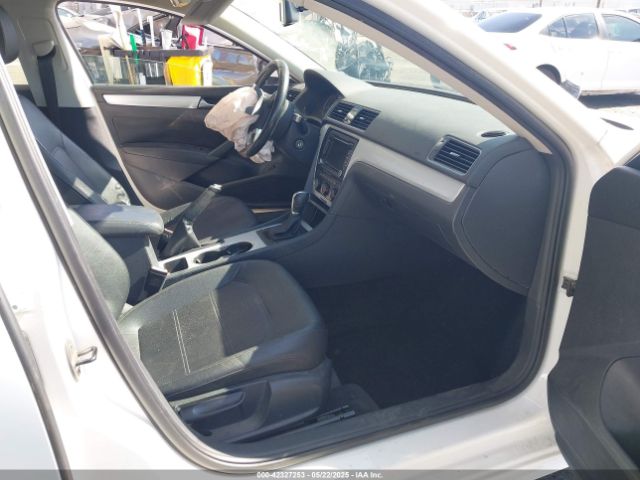 2013 VOLKSWAGEN PASSAT 1VWBP7A38DC110396 Photo 4