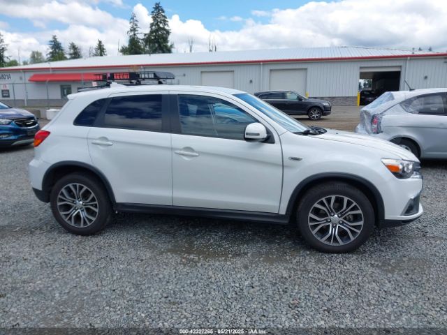 JA4AP3AU1JZ005296 Mitsubishi Outlander Sport 2.0 Es