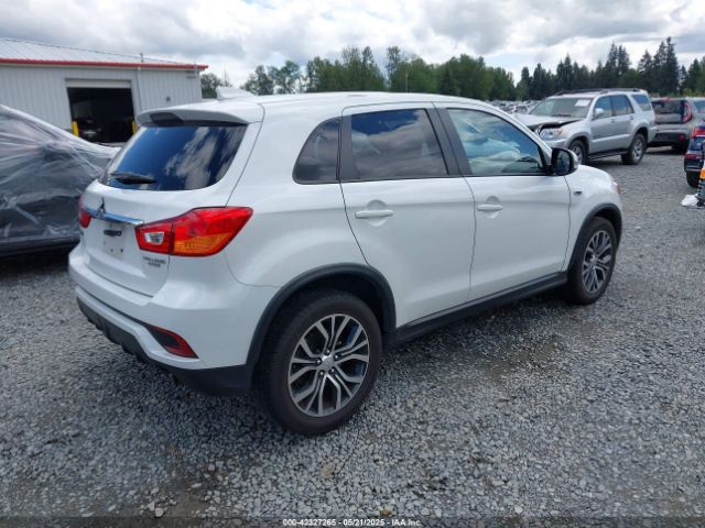 JA4AP3AU1JZ005296 Mitsubishi Outlander Sport 2.0 Es