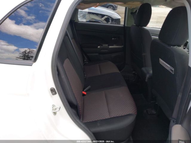 JA4AP3AU1JZ005296 Mitsubishi Outlander Sport 2.0 Es