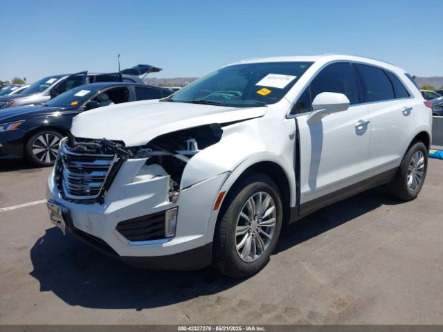 2019 CADILLAC XT5 1GYKNCRS5KZ182111 Photo 1
