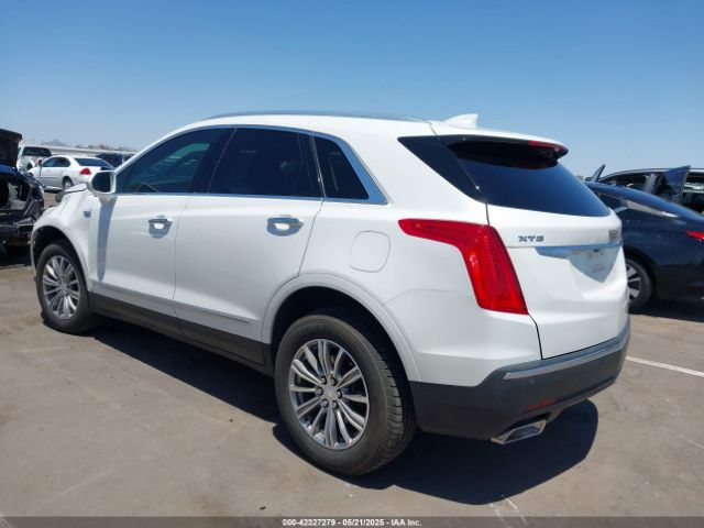2019 CADILLAC XT5 1GYKNCRS5KZ182111 Photo 2