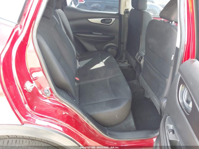 JN1BJ1CP5JW194627 Nissan 2018