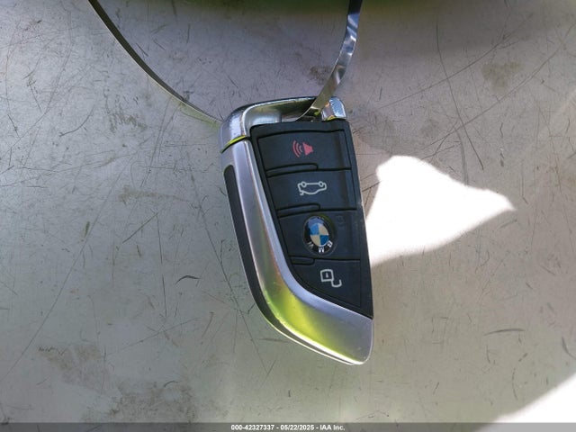 WBA5R1C09LFH54190 BMW 330I