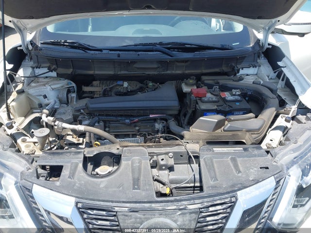 5N1AT2MV5HC882642 Nissan 2017