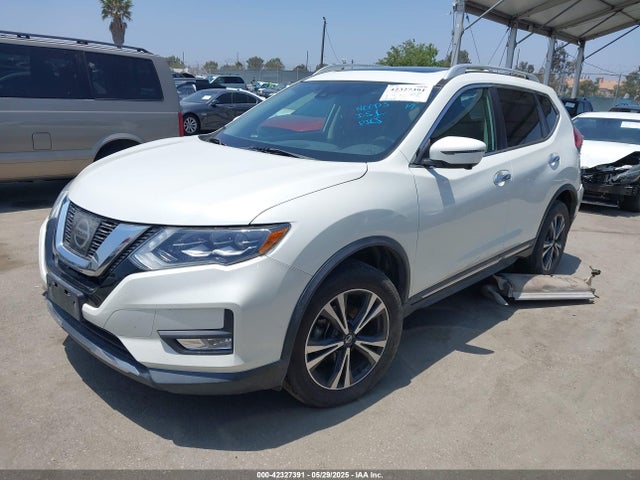 5N1AT2MV5HC882642 Nissan 2017