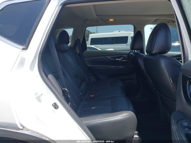 5N1AT2MV5HC882642 Nissan 2017