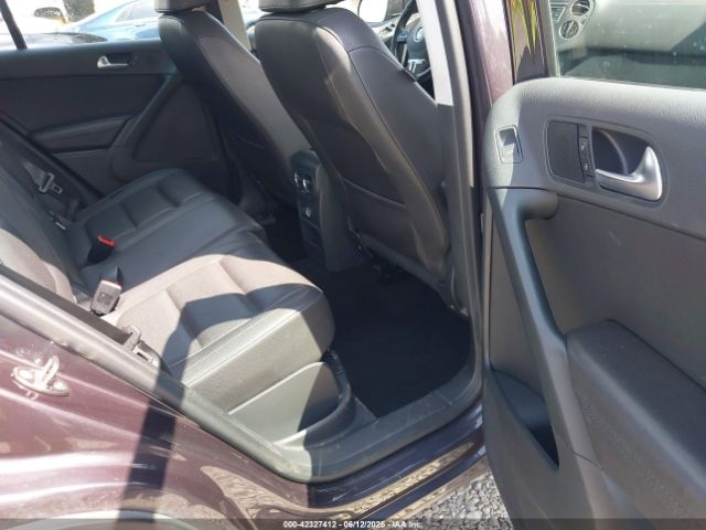 2016 VOLKSWAGEN TIGUAN WVGAV7AX8GW539415 Photo 7