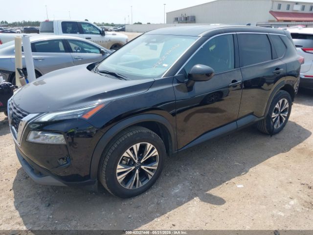 JN8BT3BA0PW420988 Nissan Rogue Sv Fwd