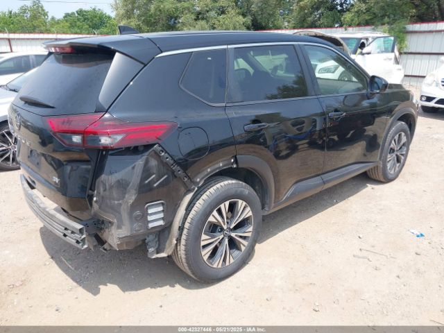 JN8BT3BA0PW420988 Nissan Rogue Sv Fwd