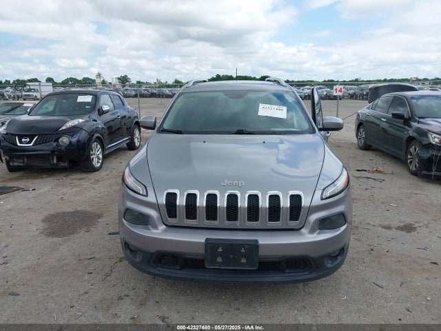 1C4PJLCB0HW640731 Jeep 2017