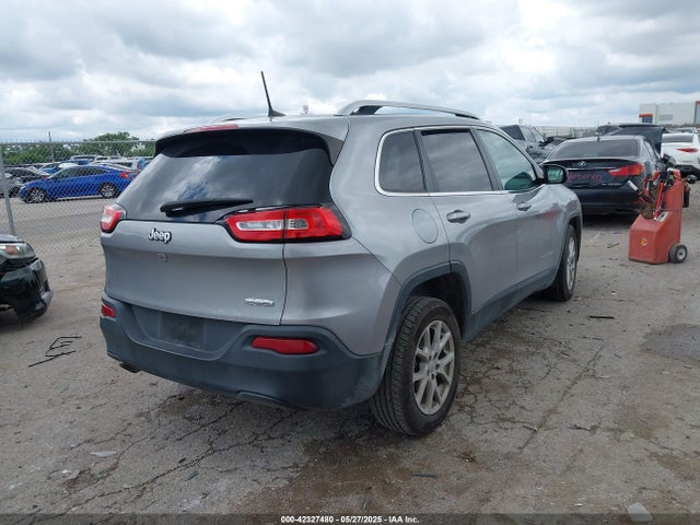 1C4PJLCB0HW640731 Jeep 2017