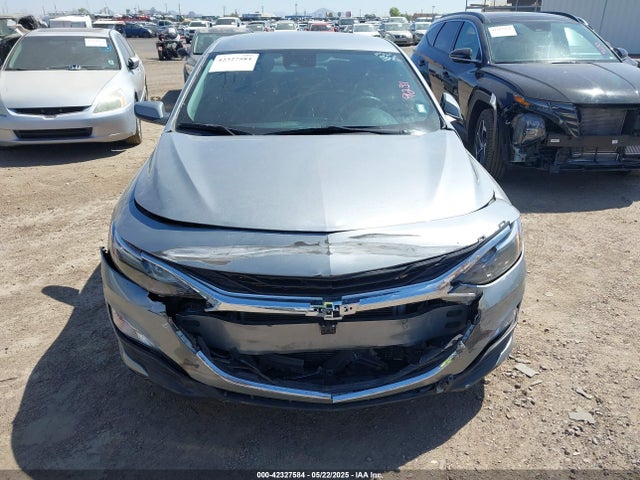 1G1ZD5ST7PF242834 Chevrolet Malibu Fwd 1lt