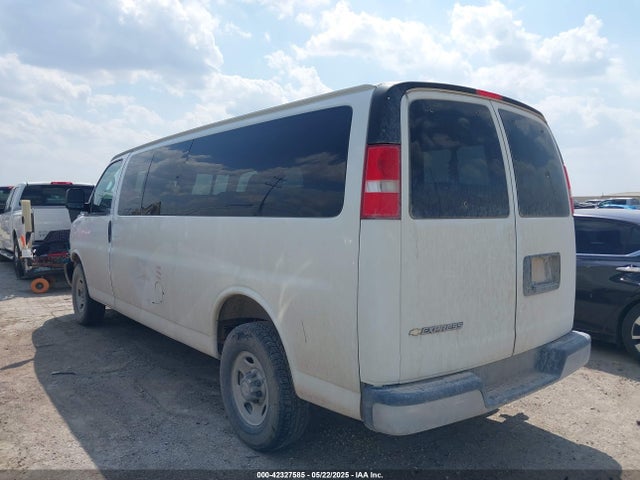 1GAZGPFG8L1139879 Chevrolet Express Passenger Rwd 3500 Extended Wheelbase Lt