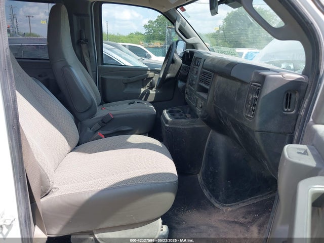 1GAZGPFG8L1139879 Chevrolet Express Passenger Rwd 3500 Extended Wheelbase Lt