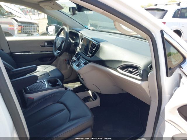 2024 CHRYSLER PACIFICA 2C4RC1BG1RR125557 Photo 4