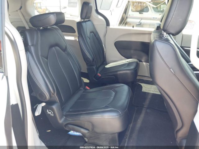 2024 CHRYSLER PACIFICA 2C4RC1BG1RR125557 Photo 7