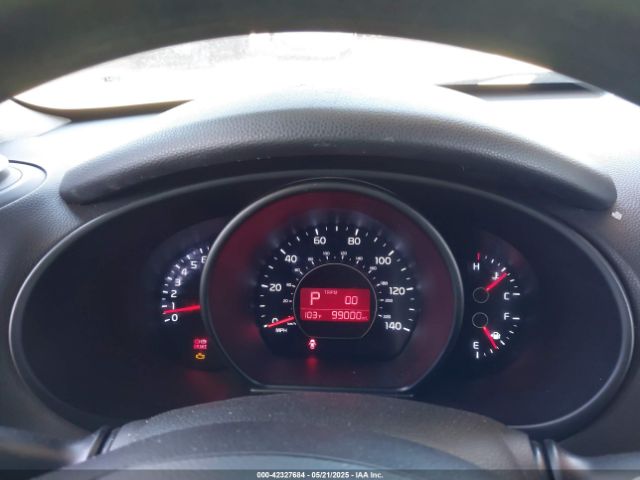 KNDJN2A20F7215881 KIA Soul