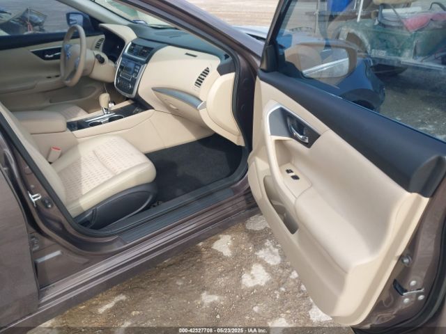 1N4AL3AP5GC126037 Nissan 2016