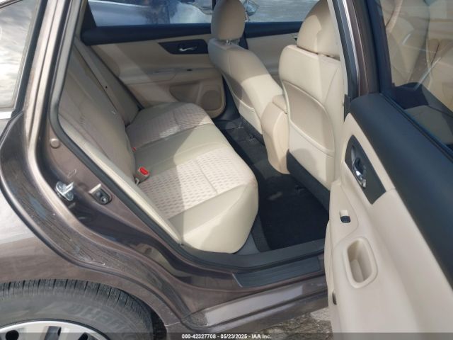 1N4AL3AP5GC126037 Nissan 2016