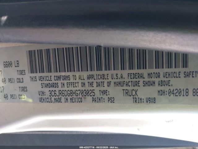 2017 RAM 1500 3C6JR6DG8HG703025 Photo 8