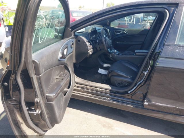 1C3CCCBB5FN561069 Chrysler 2015