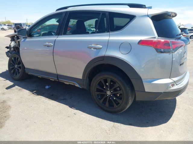 2T3WFREV9JW424260 Toyota Rav4 Adventure