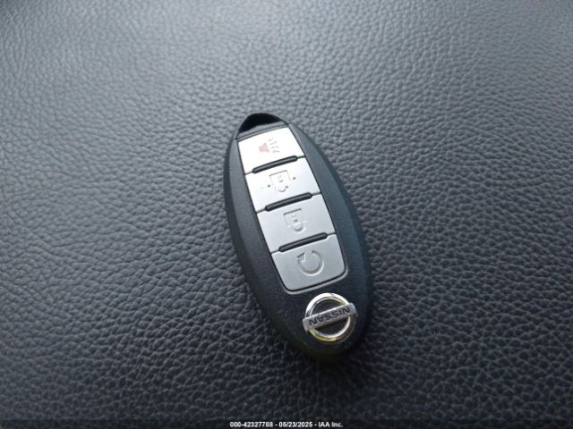 2017 NISSAN TITAN XD 1N6BA1F41HN557629 Photo 10