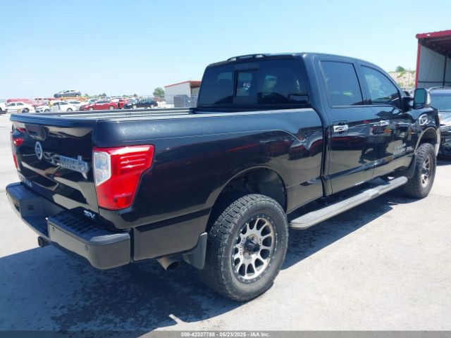 2017 NISSAN TITAN XD 1N6BA1F41HN557629 Photo 3