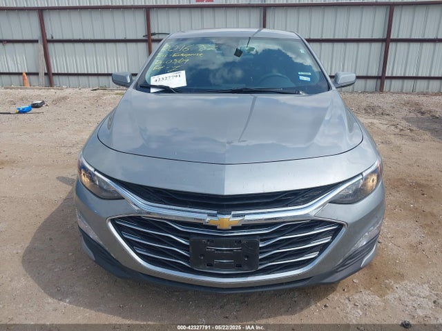 1G1ZD5ST7SF124470 Chevrolet Malibu Fwd 1lt