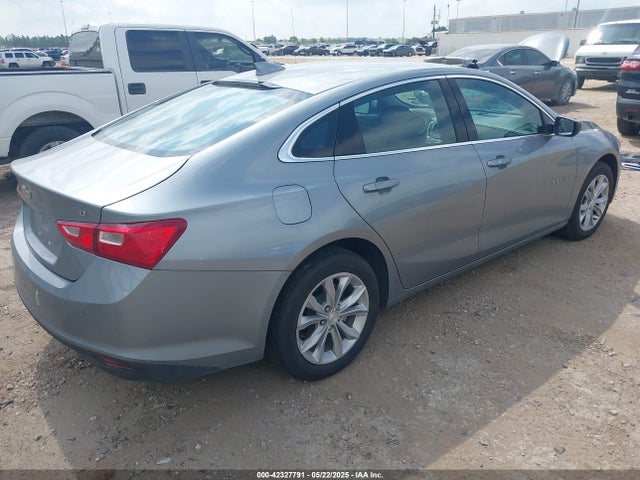 1G1ZD5ST7SF124470 Chevrolet Malibu Fwd 1lt