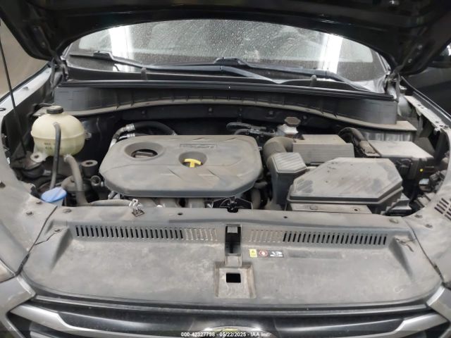 KM8J33A43HU276073 Hyundai TUCSON SE