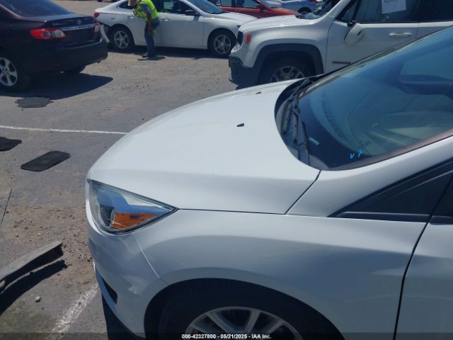 1FADP3FE0FL324810 Ford FOCUS SE