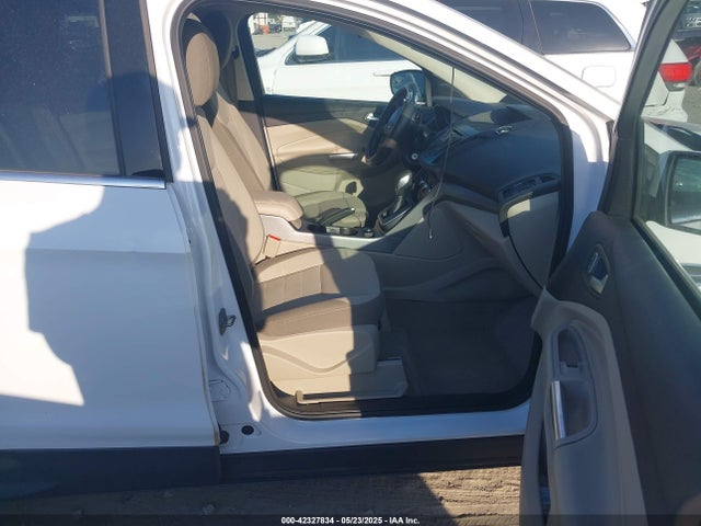 1FMCU0GX1EUA89352 Ford 2014