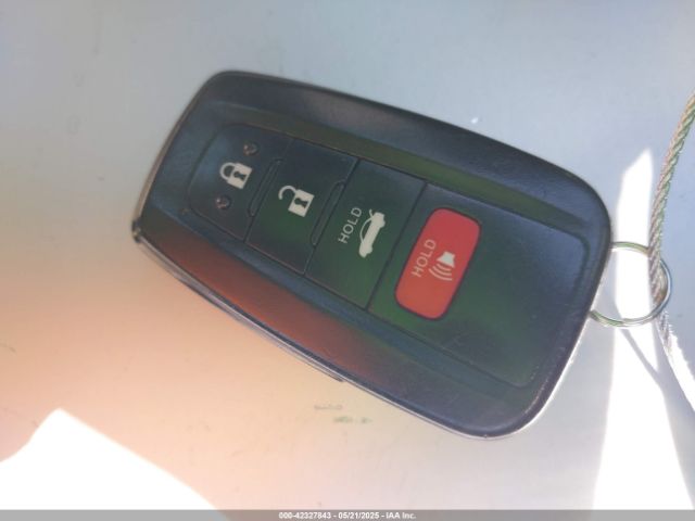 JTDHPRAE8LJ007628 Toyota COROLLA LE
