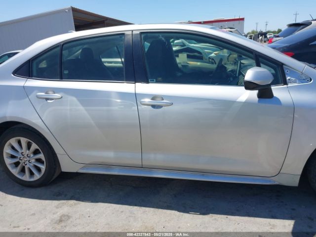 JTDHPRAE8LJ007628 Toyota COROLLA LE