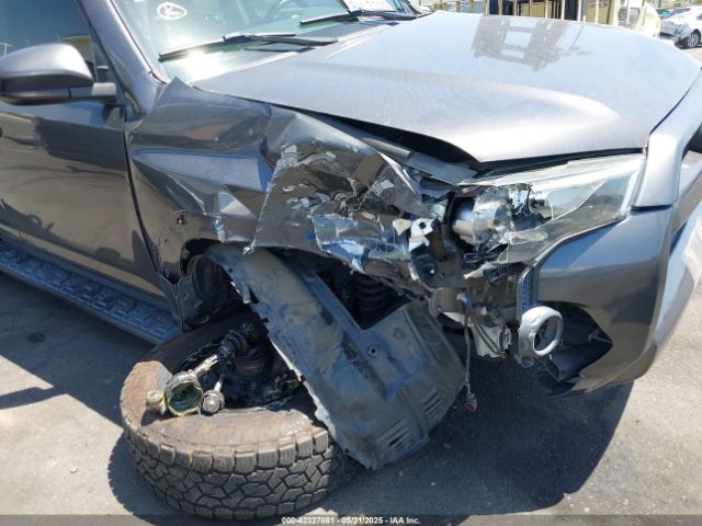 2019 TOYOTA 4RUNNER JTEBU5JR9K5685088 Photo 5